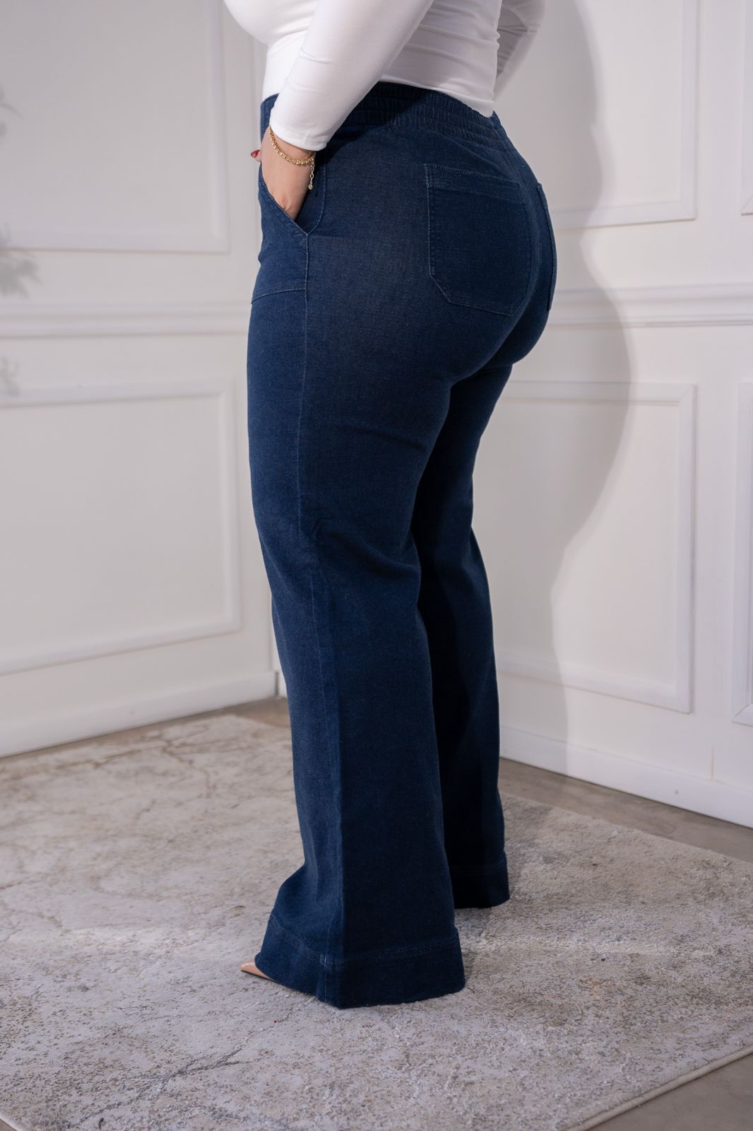 Jeans palazo c/bolsas osc