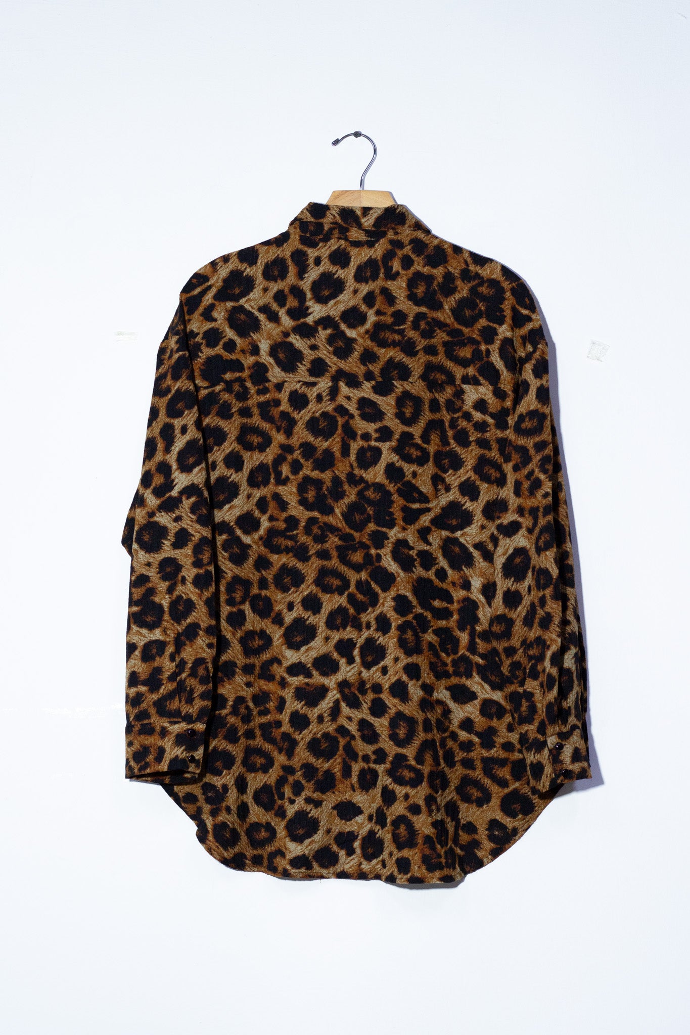 Camisa con bolsa animal print