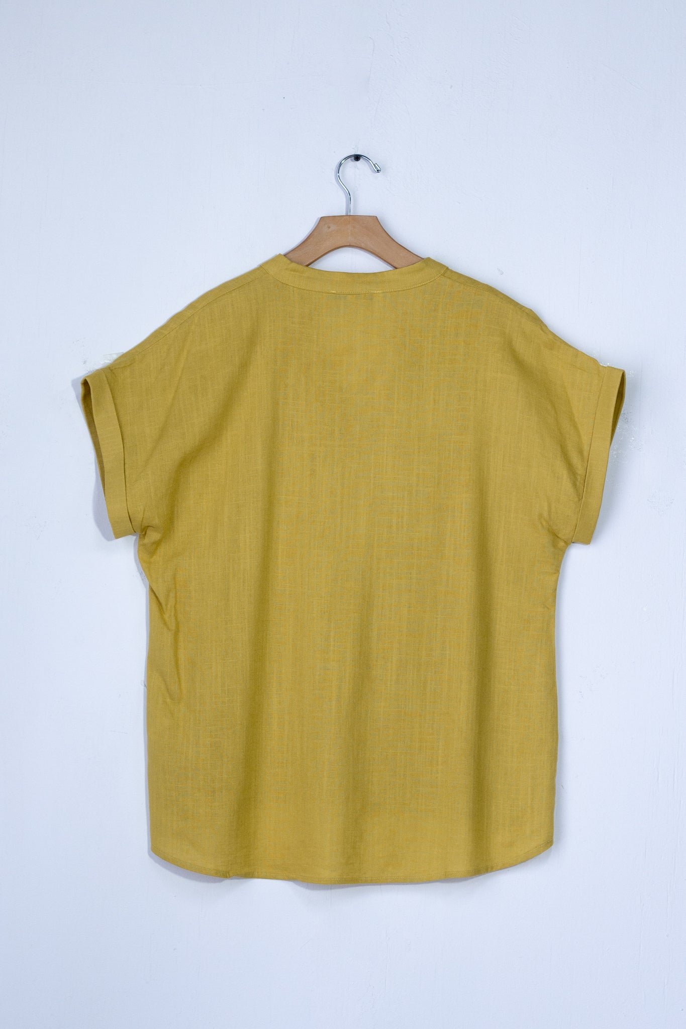 Blusa lino lisa cuello V