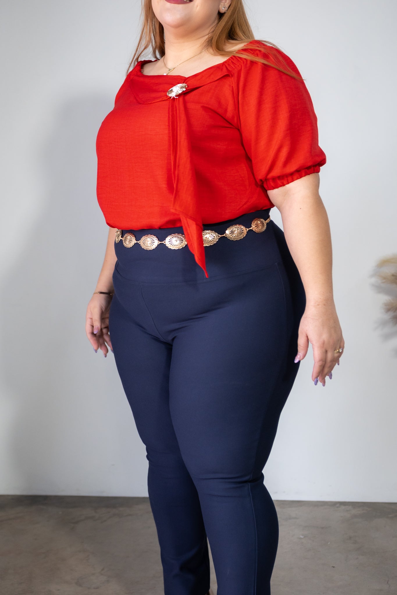 Blusa off shoulder c/boton