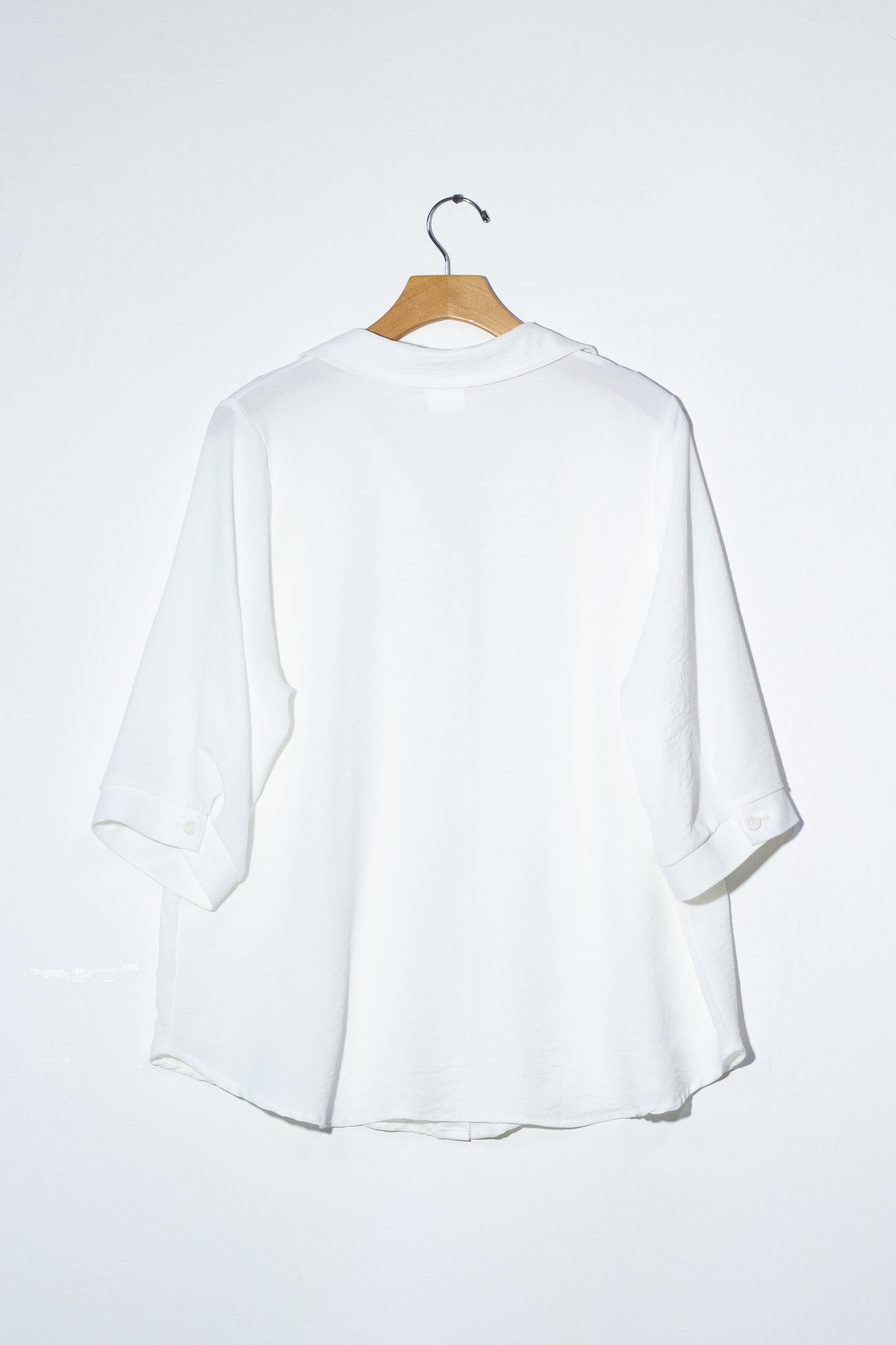 Camisa lisa manga 3/4 verde y blanca