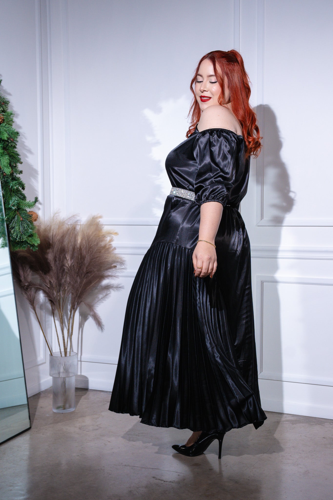 Vestido satin one shoulder neg