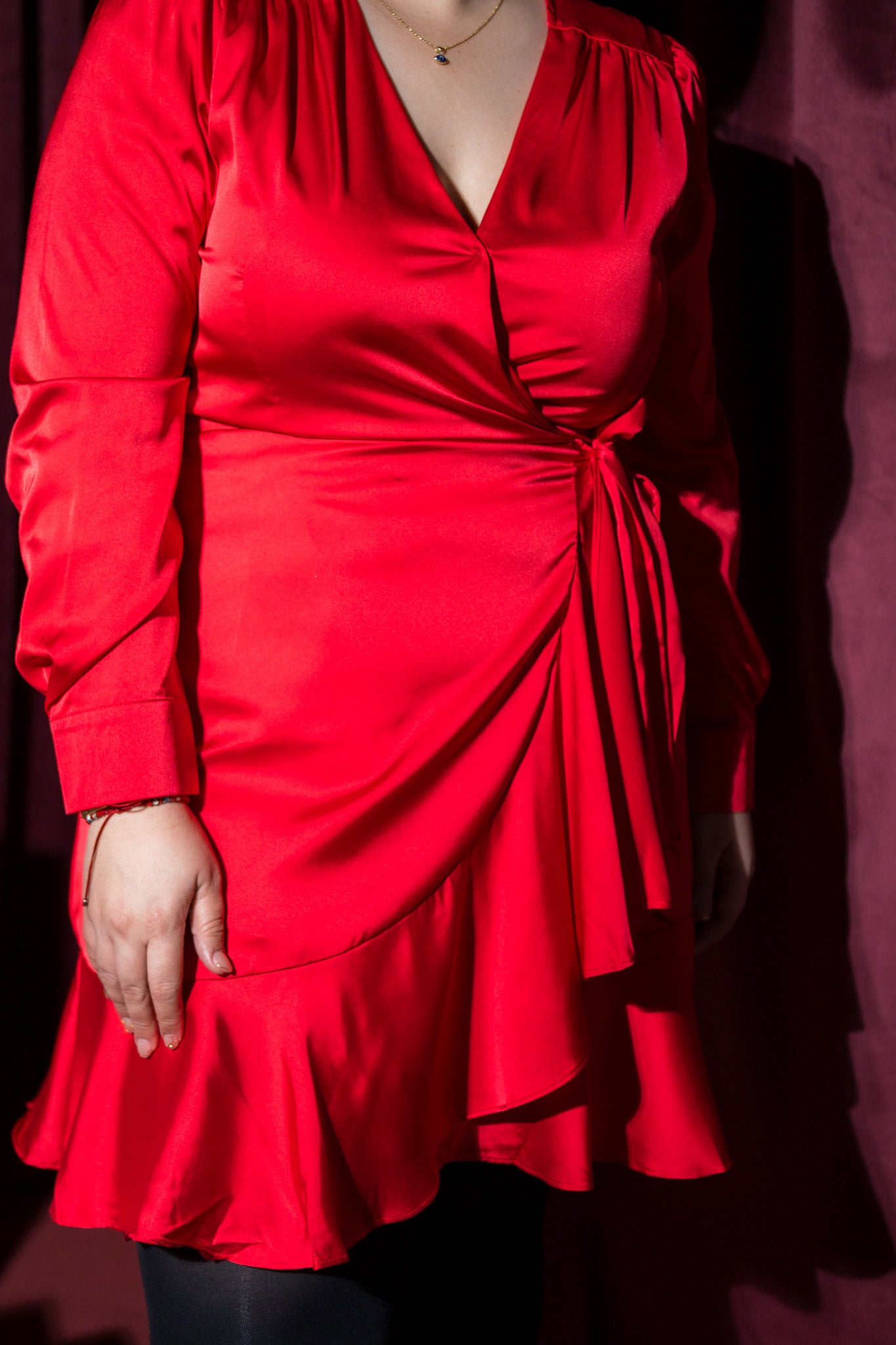 Vestido satin envolvente rojo