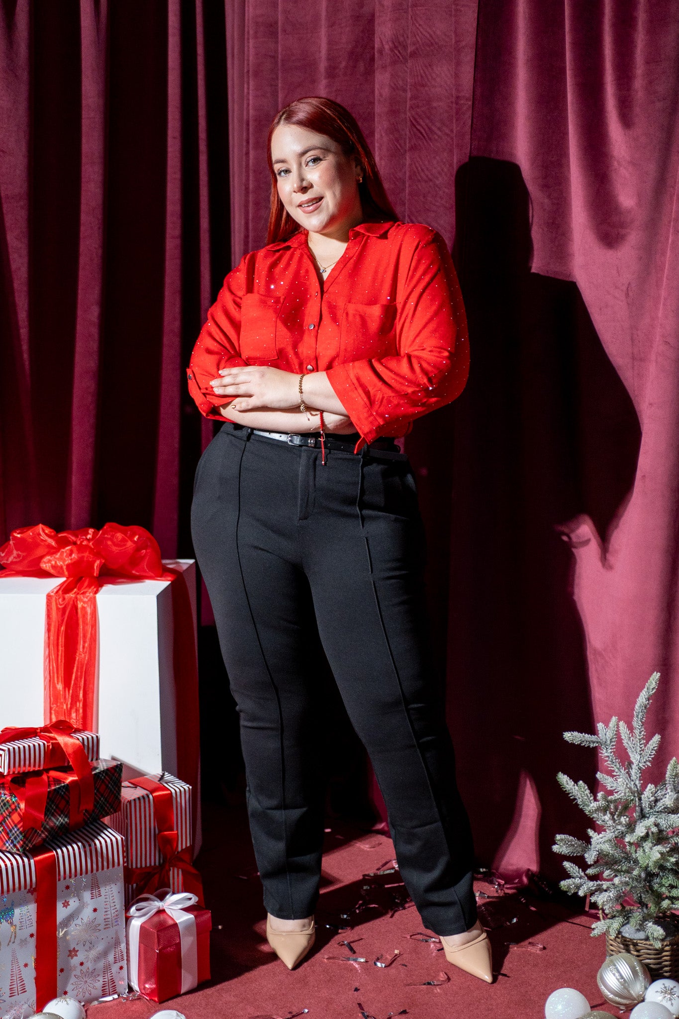 camisa con brillos roja