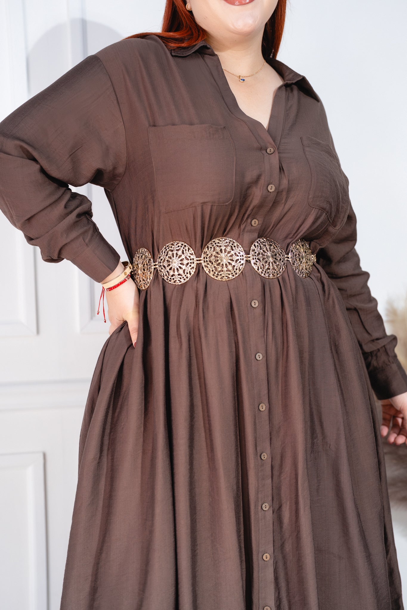 Maxi vestido camisero con cinto cafe