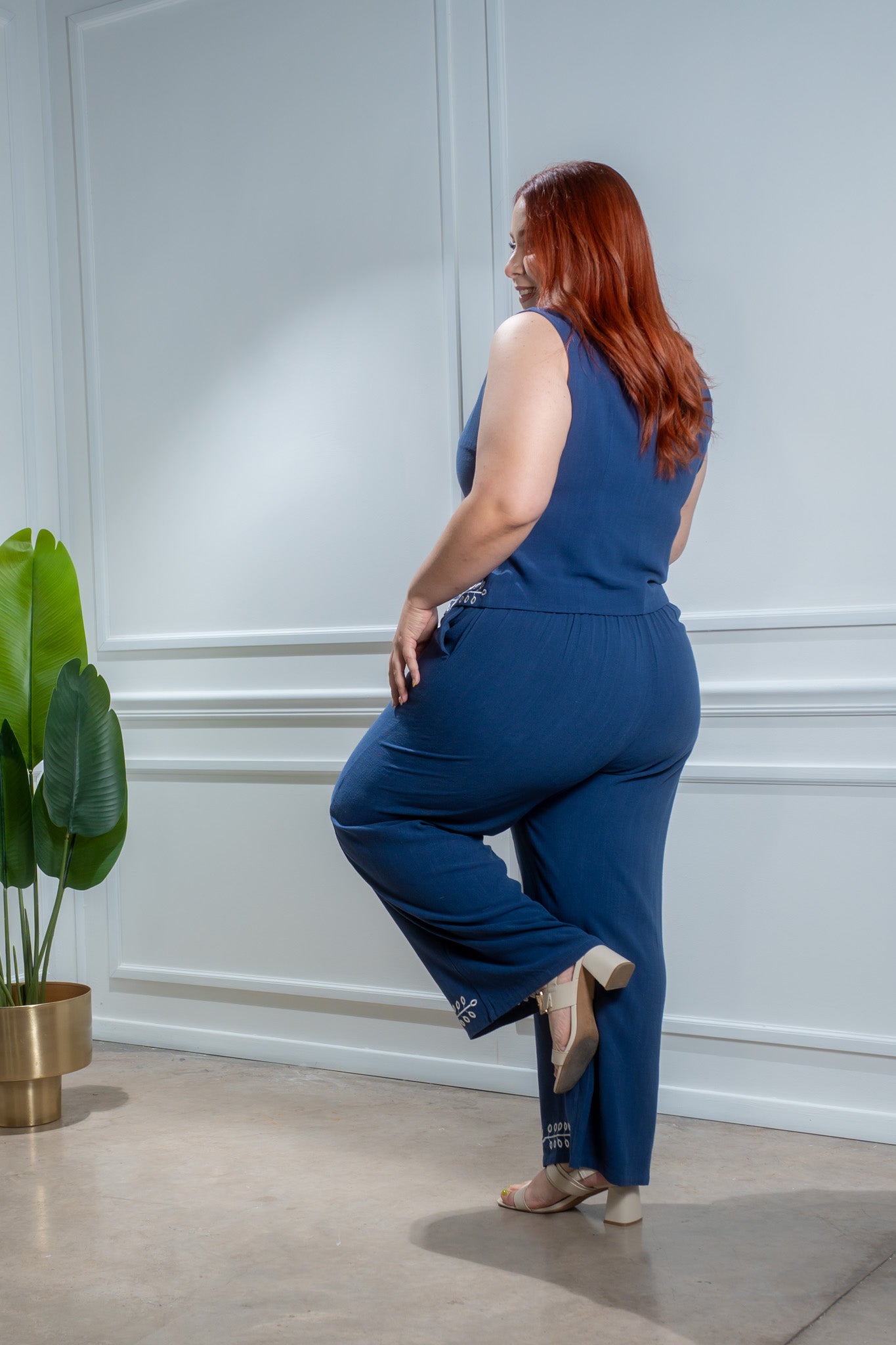 Set pantalon y chaleco bordado azul