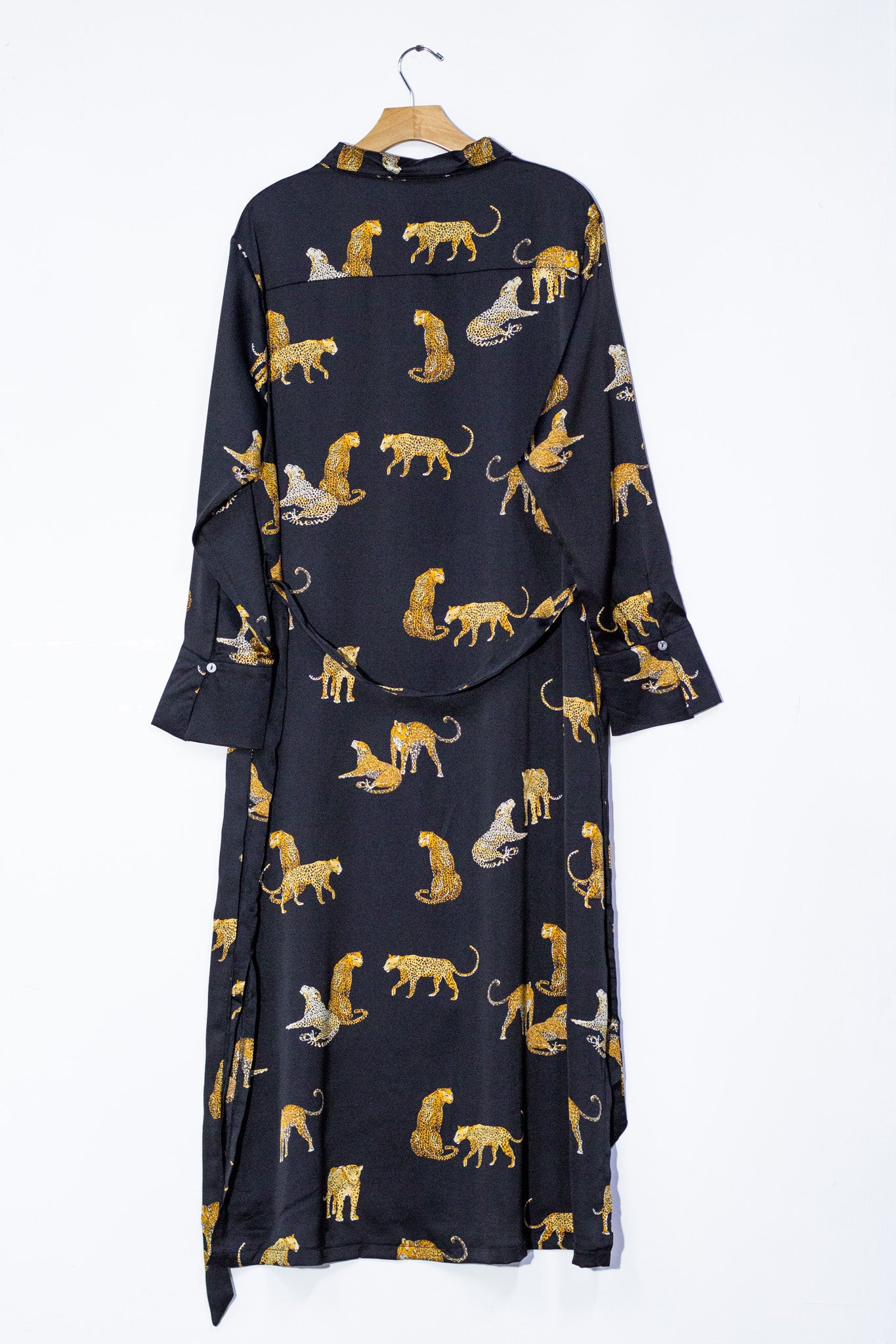 Vestido largo camisero leopardo