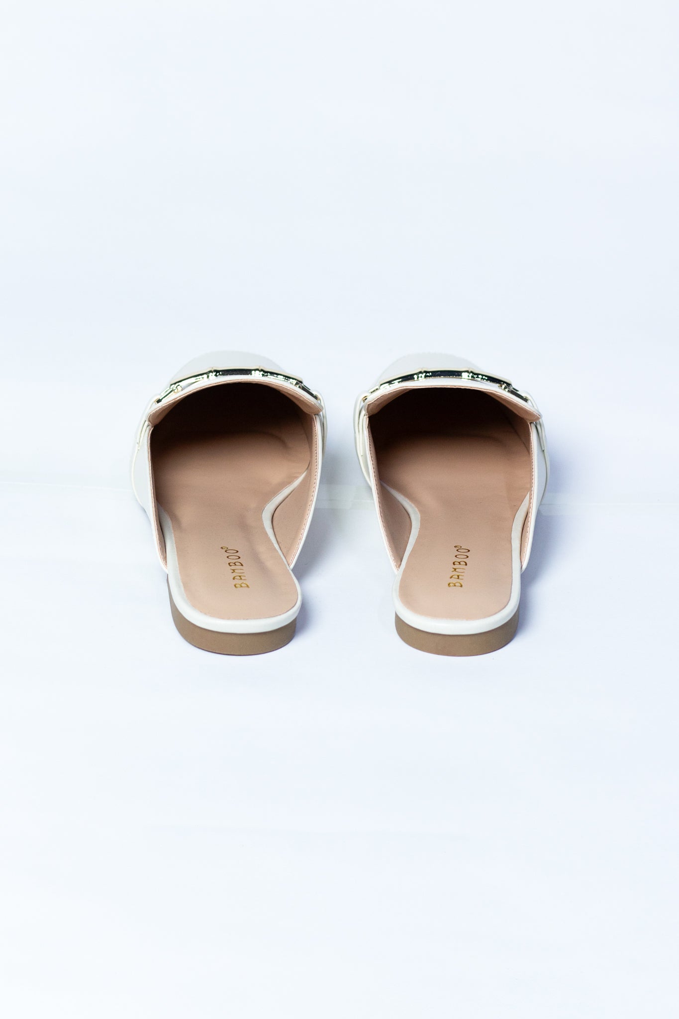 Mules herraje dorado beige