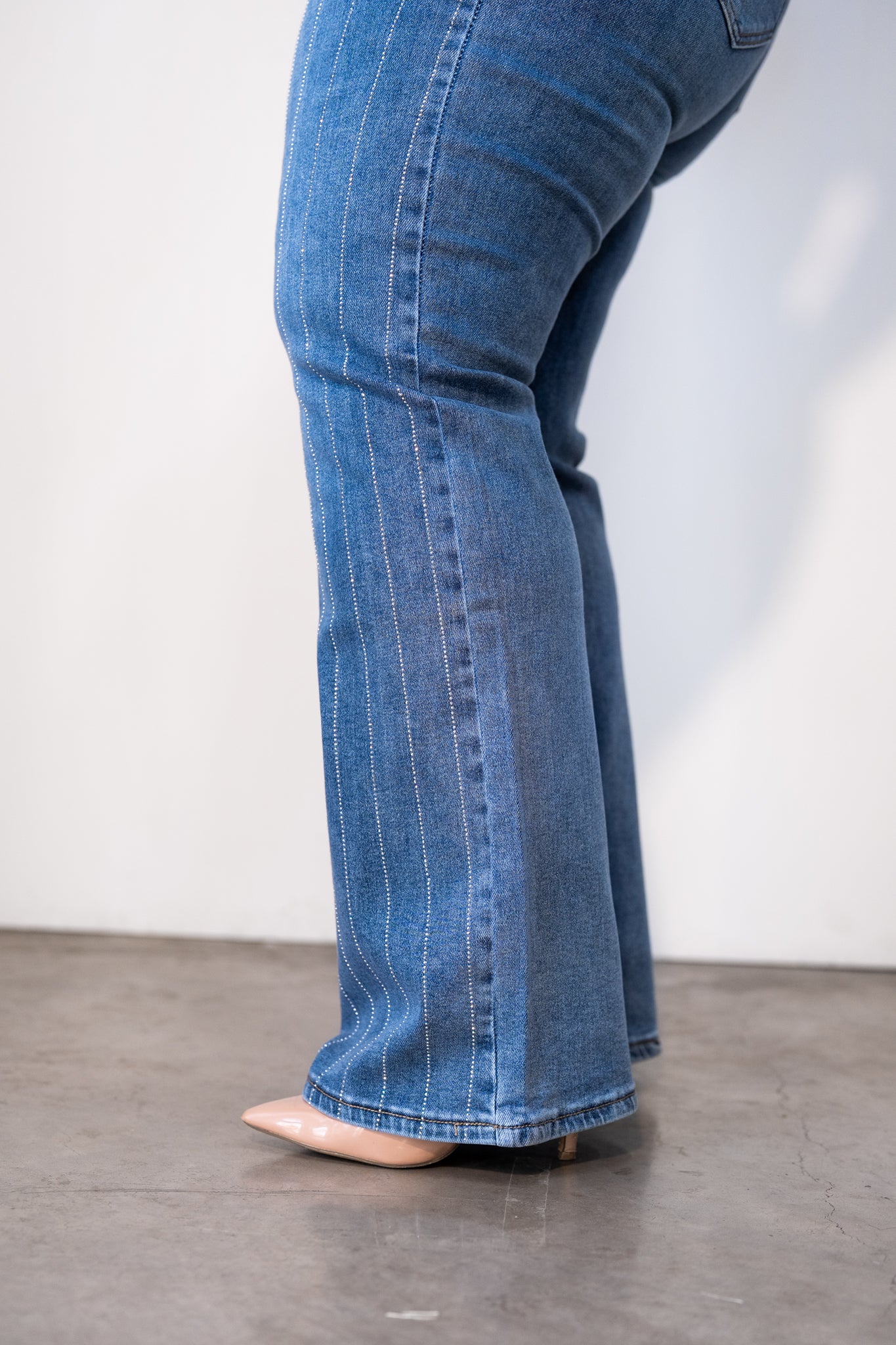 Jeans recto linea piedras