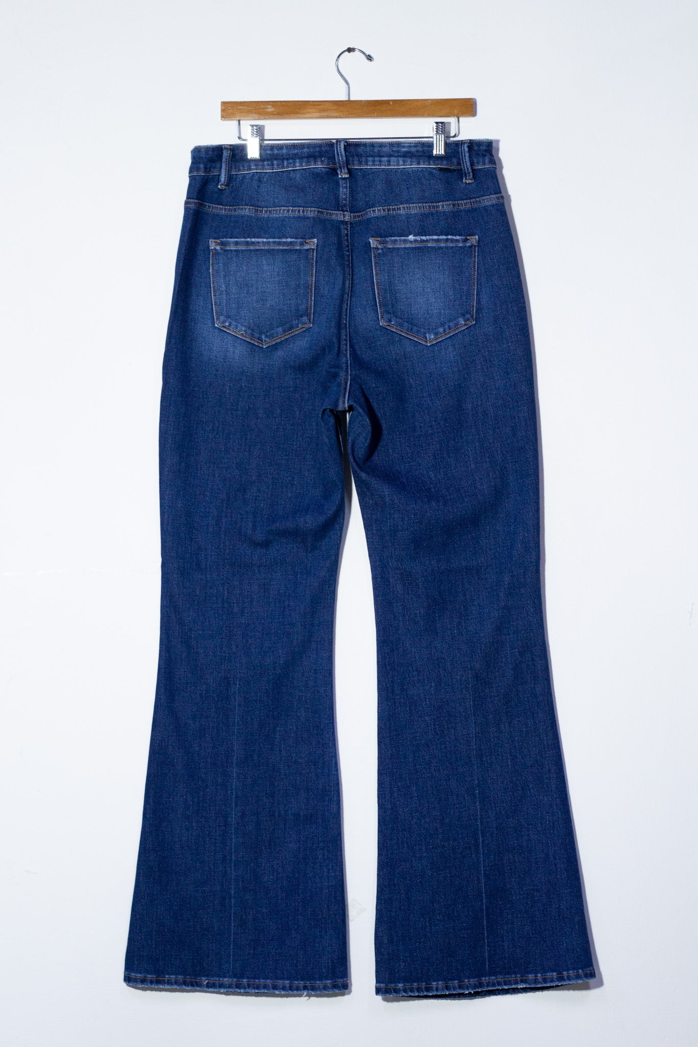 Jeans campana liso osc