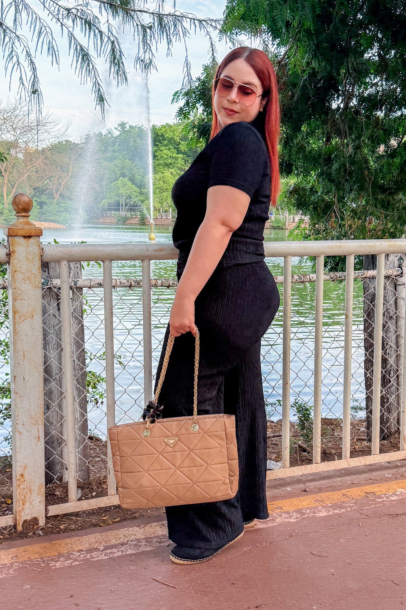 Conjunto textura negro