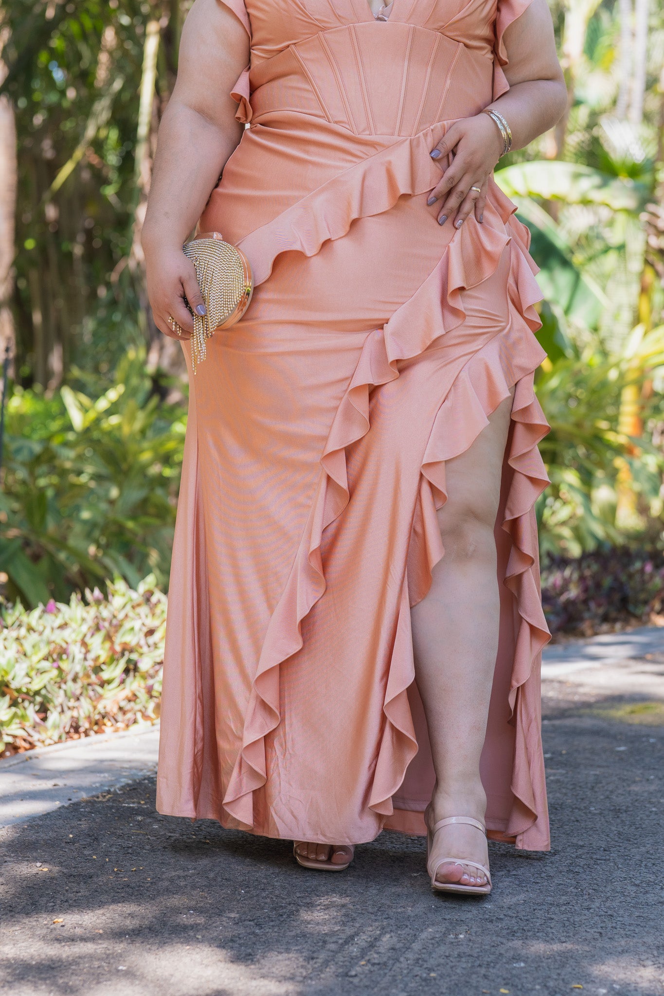 Vestido escarolas corset