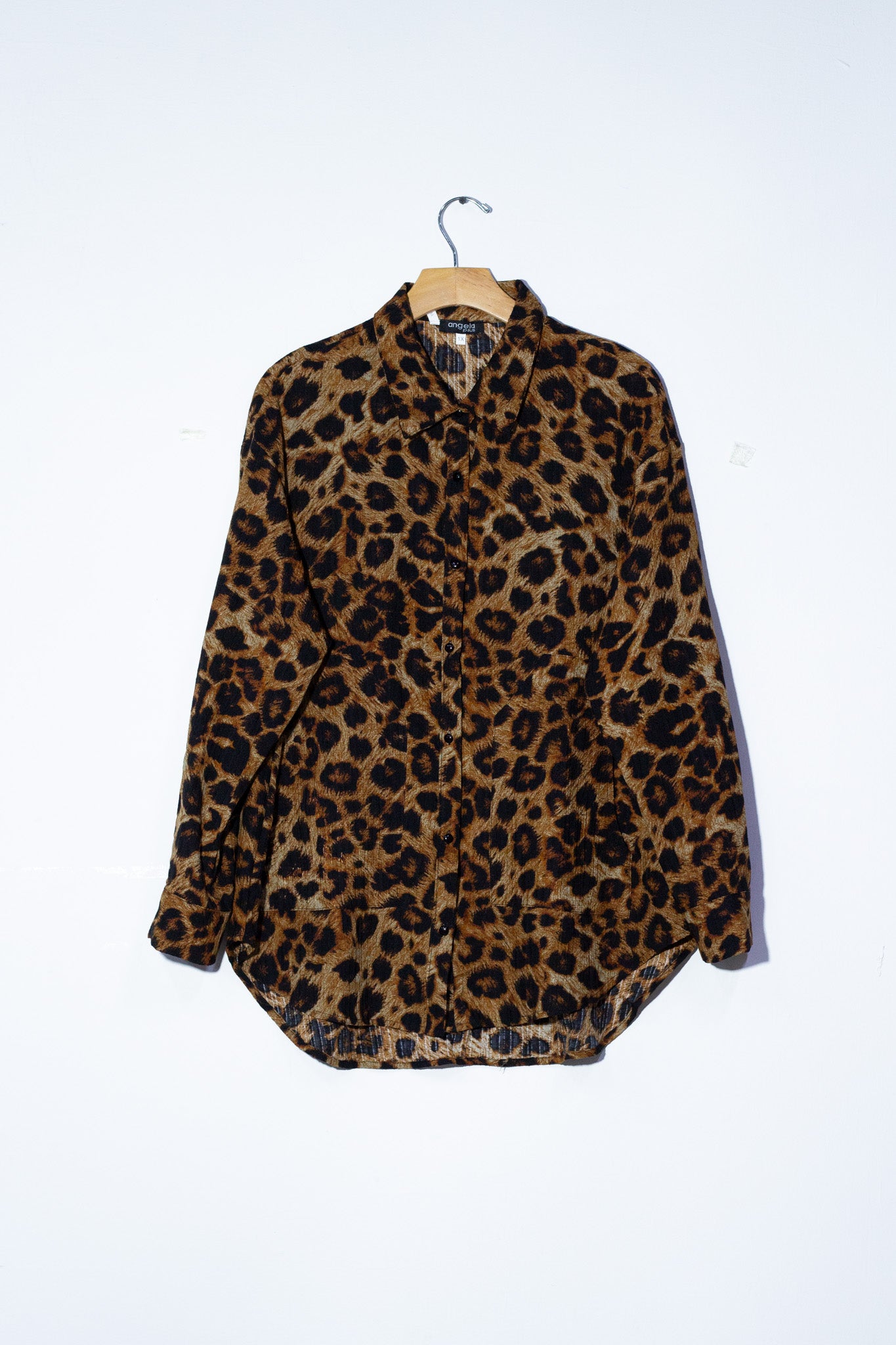 Camisa con bolsa animal print