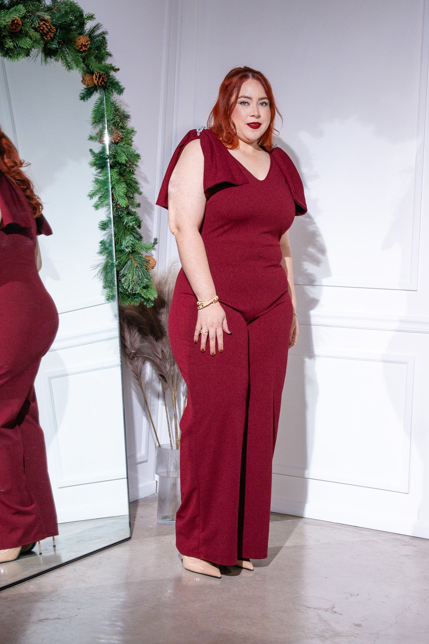 Palazo liso con aplicación tinto