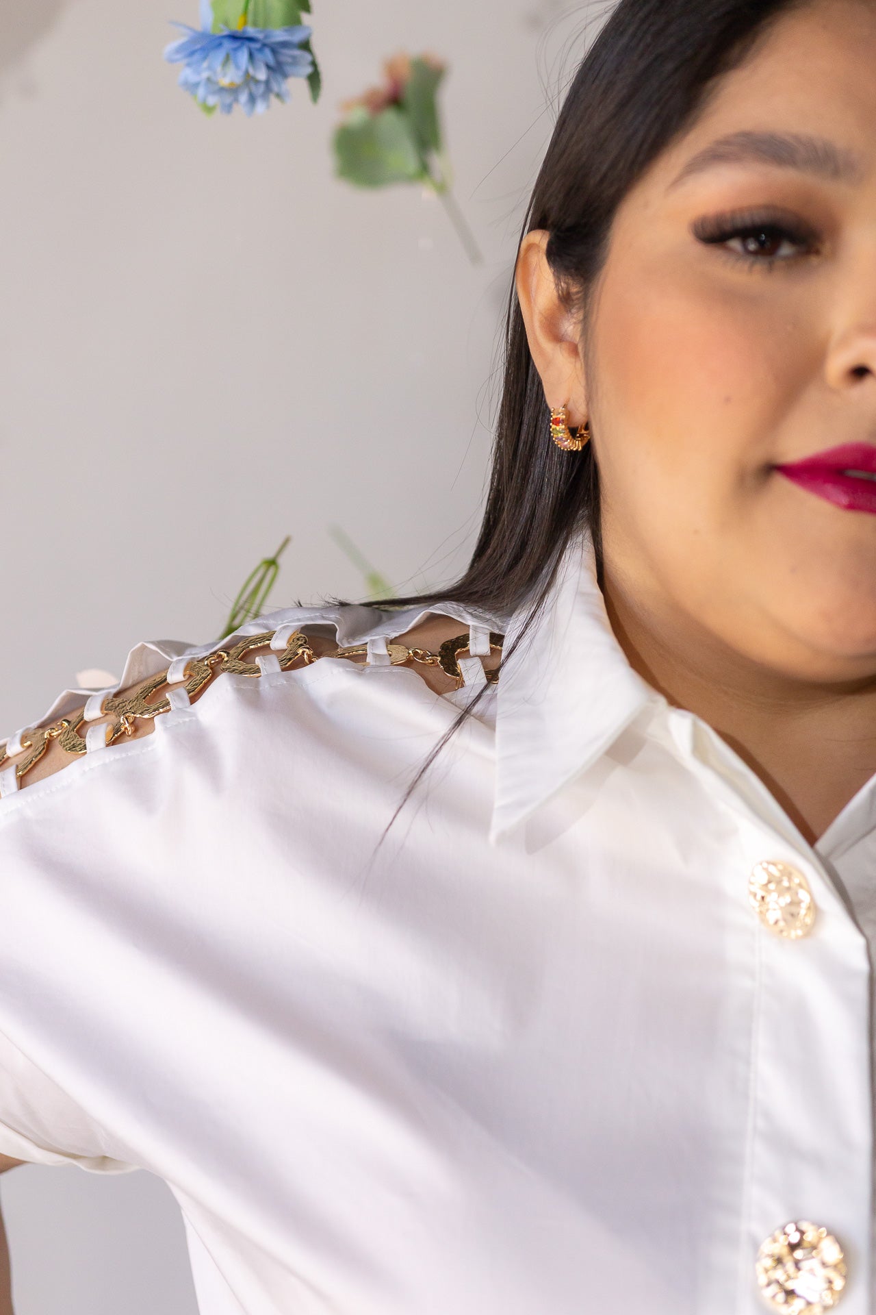 Camisa Detalles Cadena