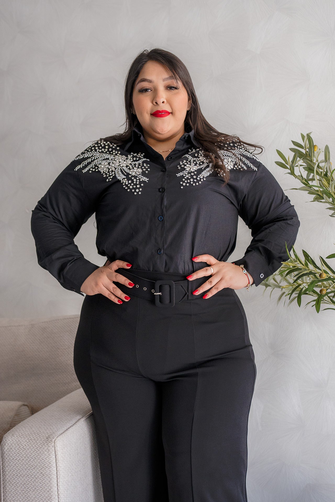 Camisa con Detalles en Piedras