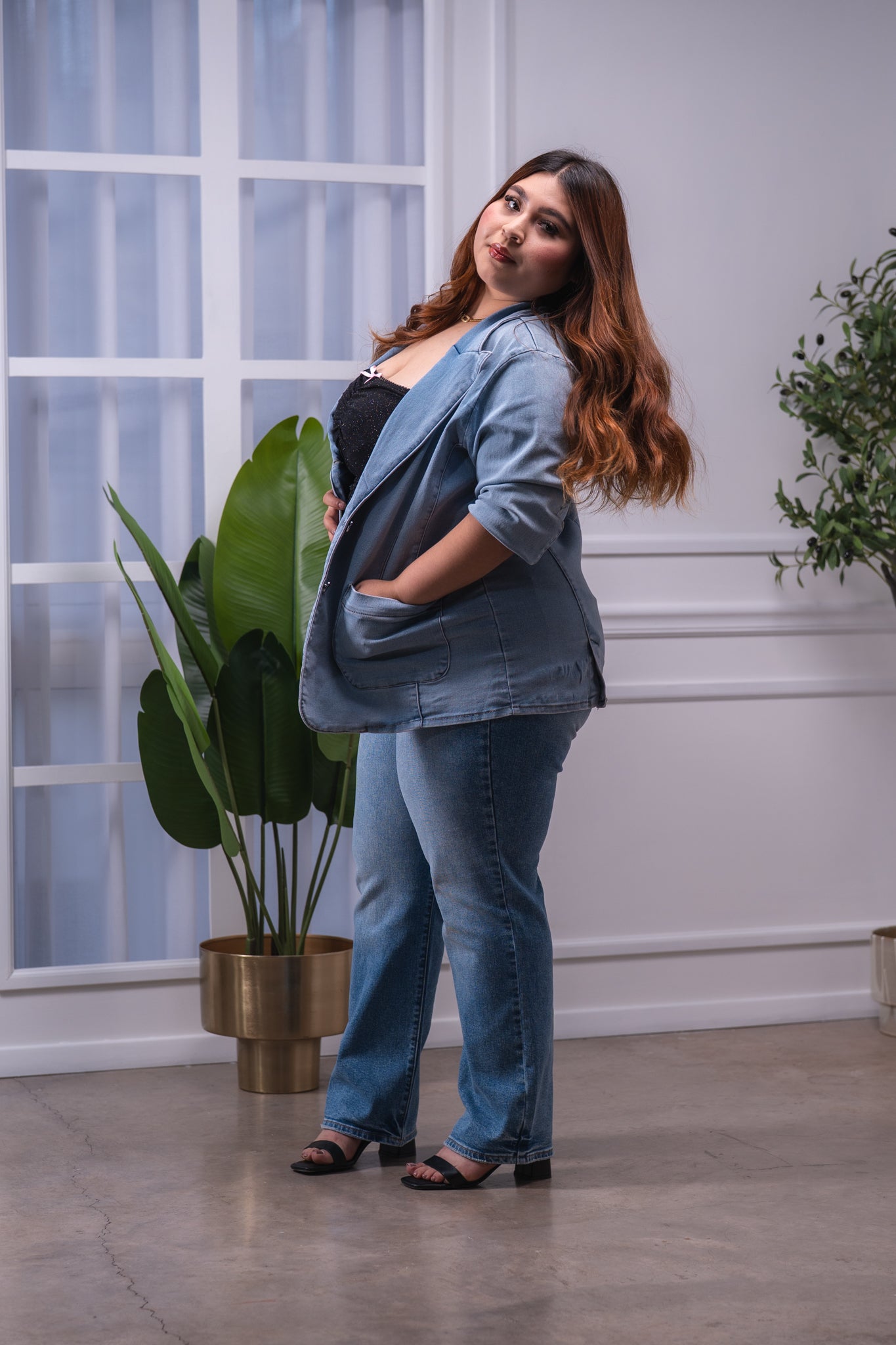 Jeans tiro alto recto claro