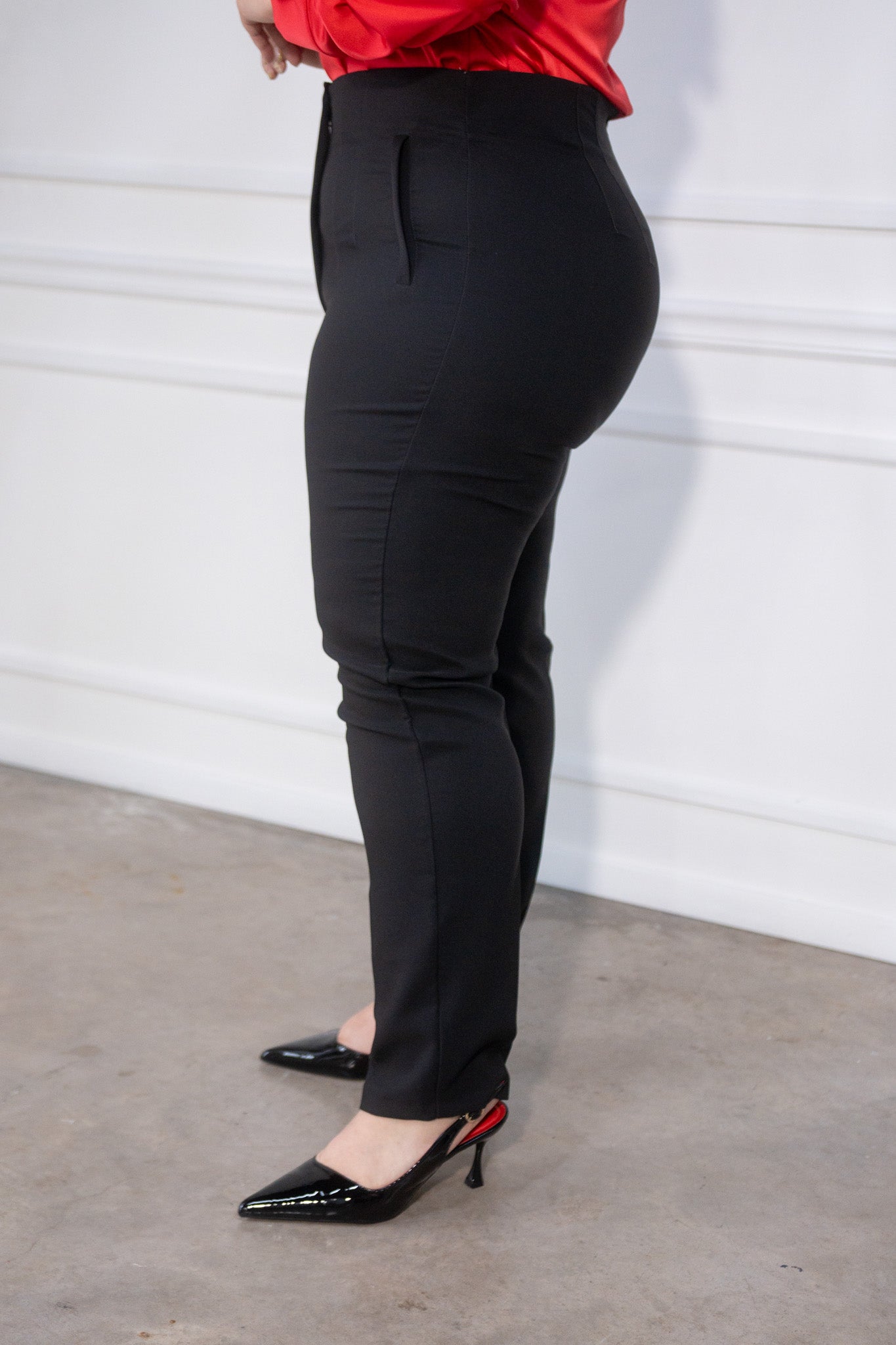 Pantalon tipo zara negro