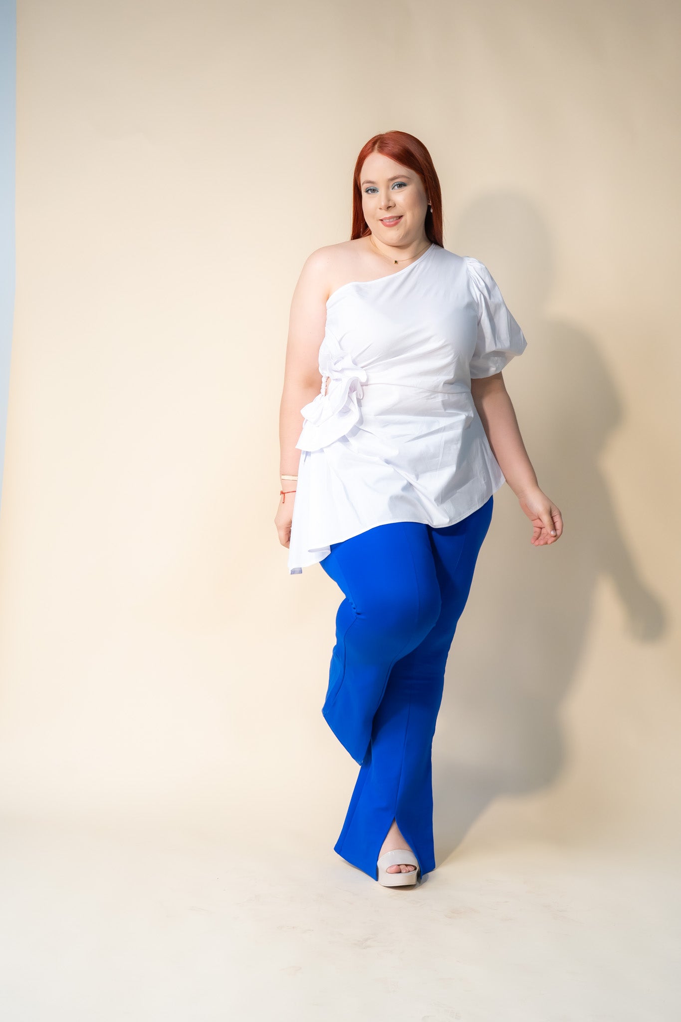 Blusa asimetrica popelina