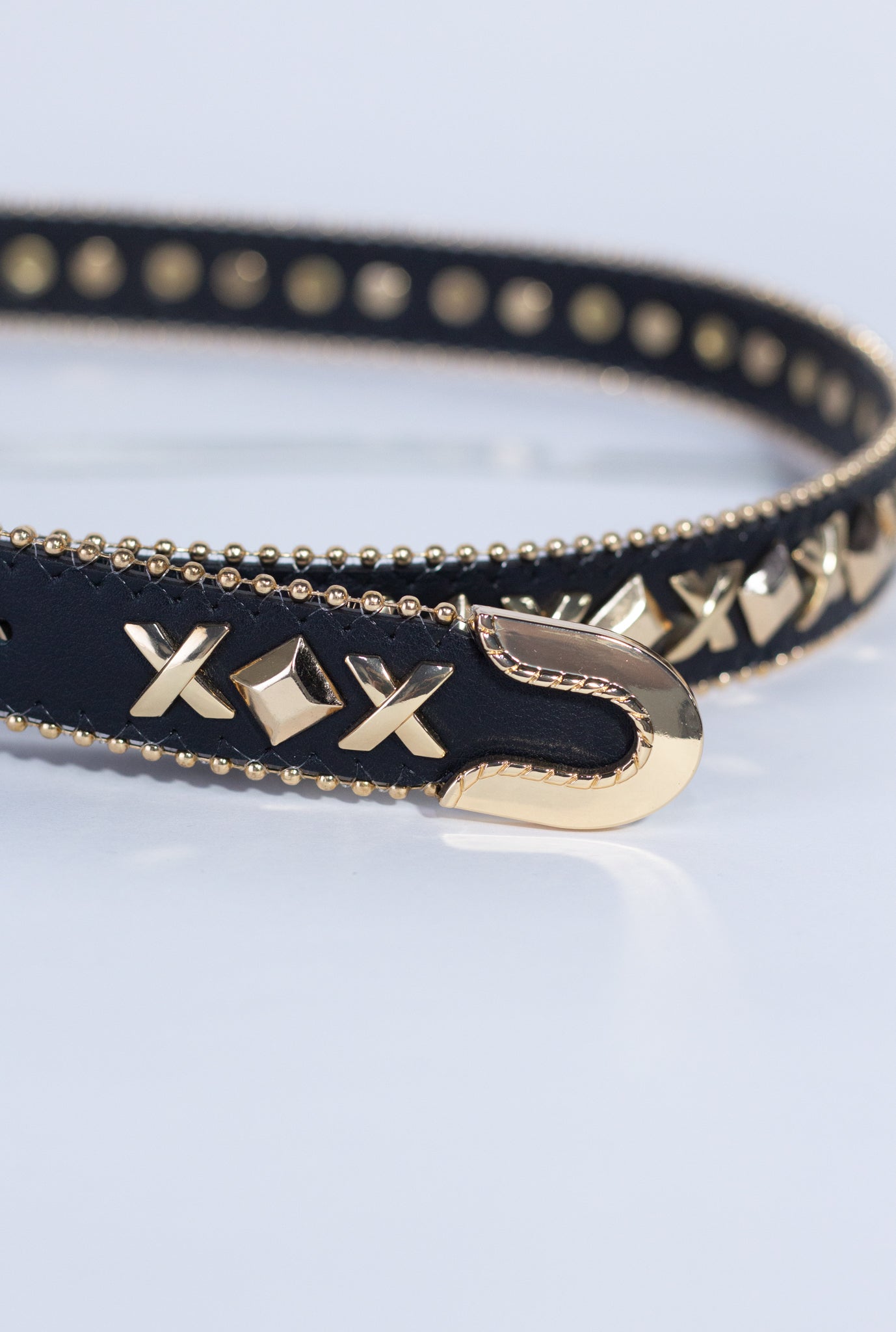 Cinto c/estoperoles en cruz