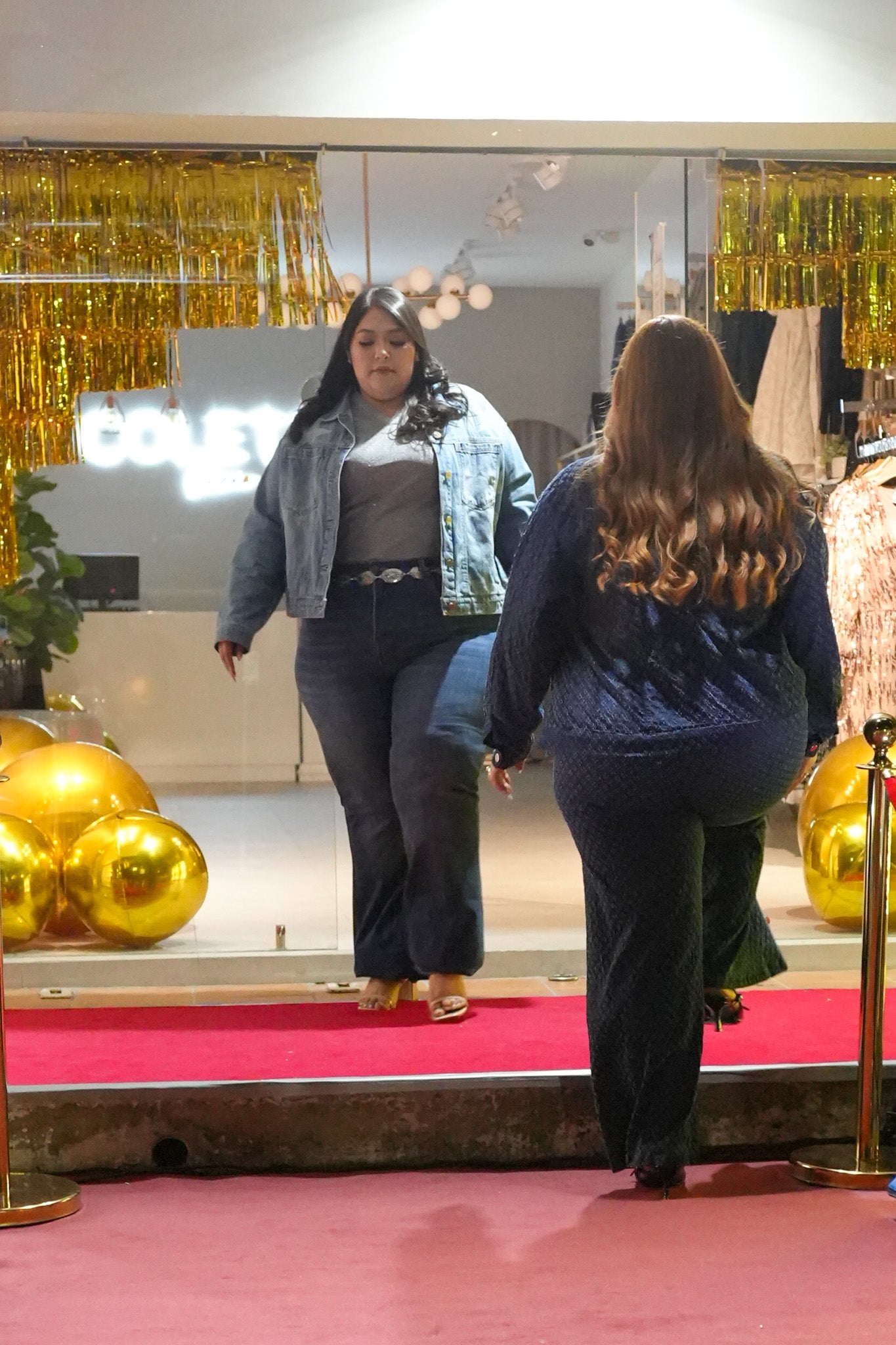 Jeans campana liso osc