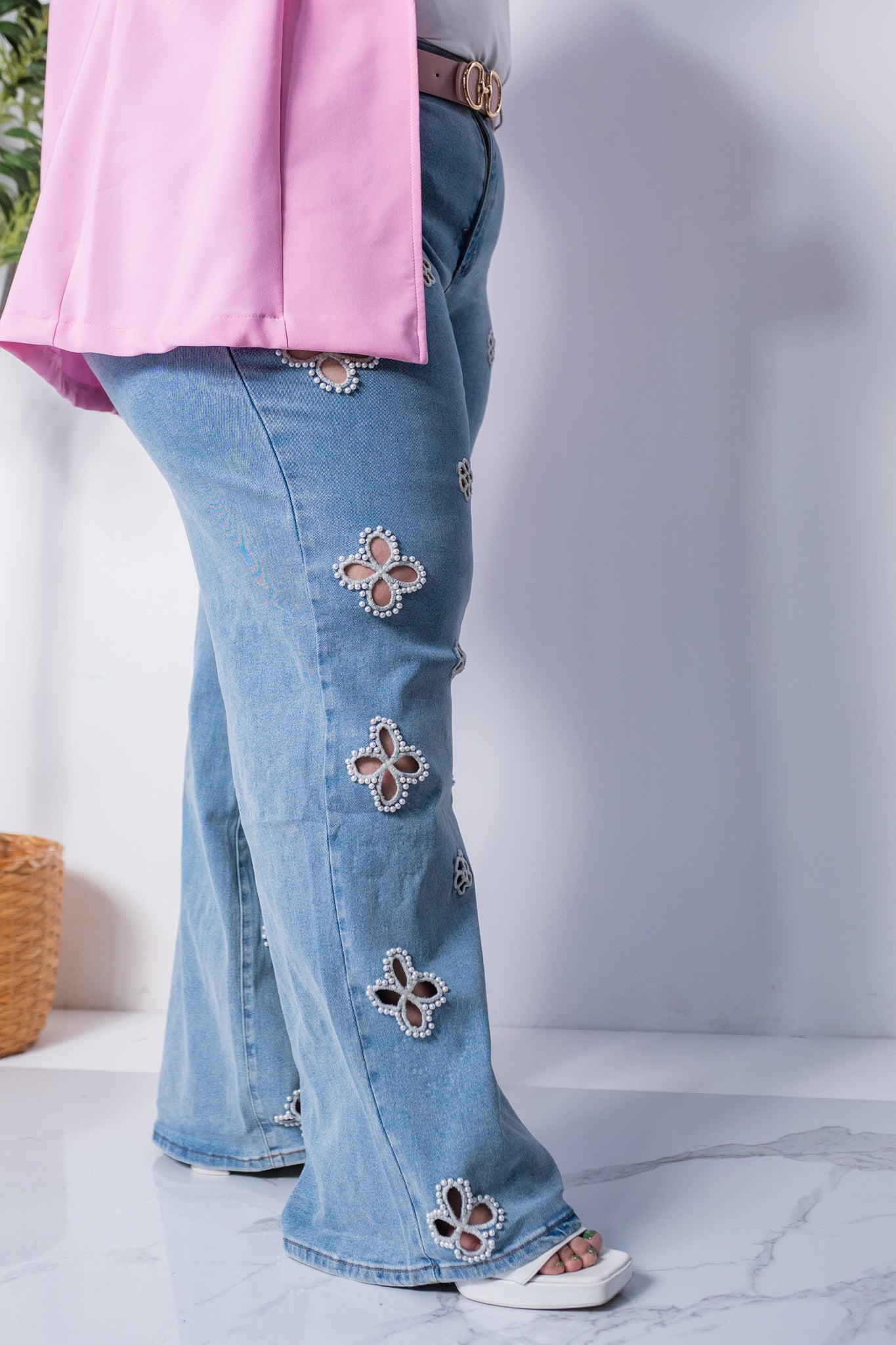 Jeans flores perlas