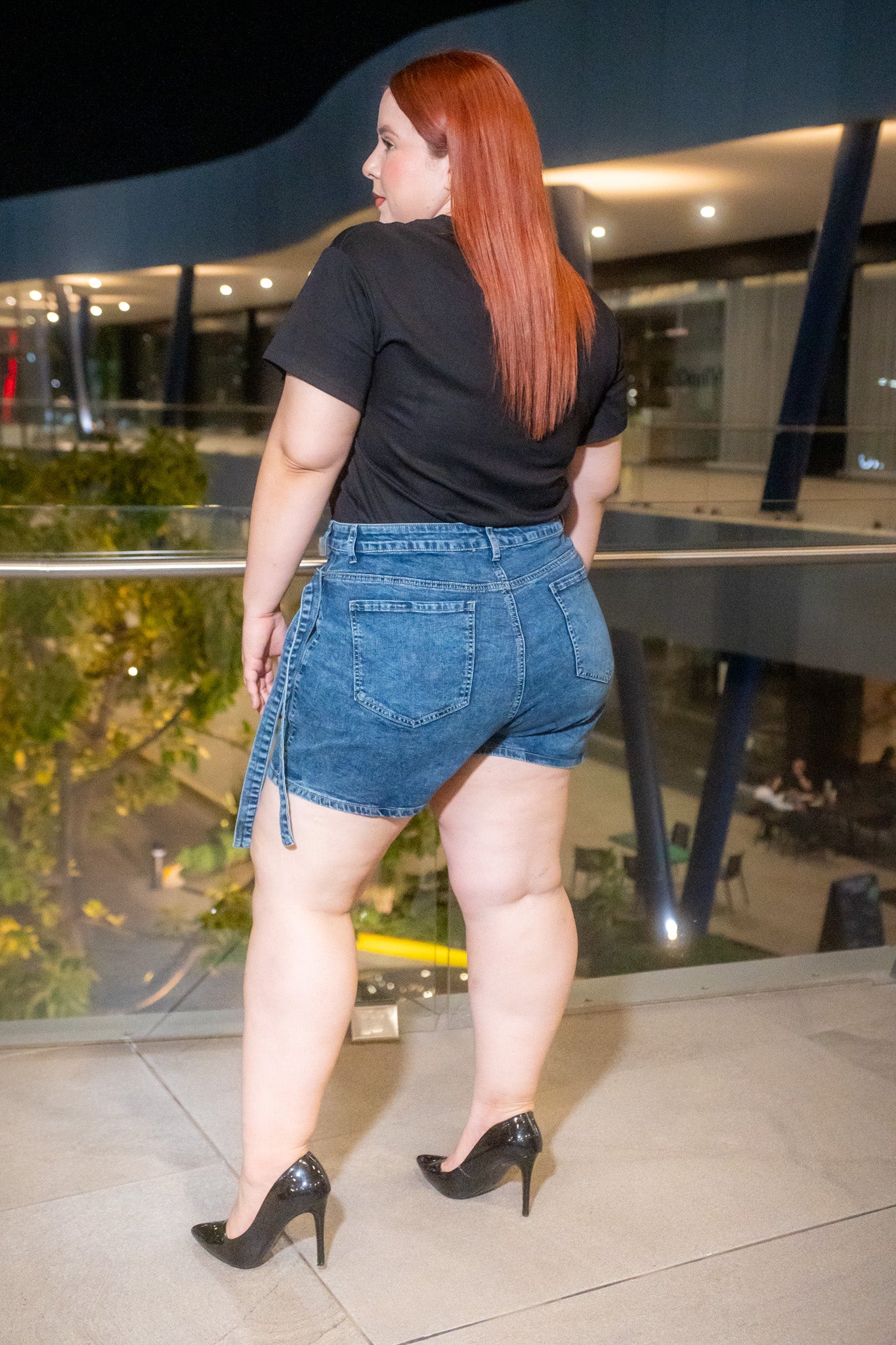 Blusa detalles moños y perlas