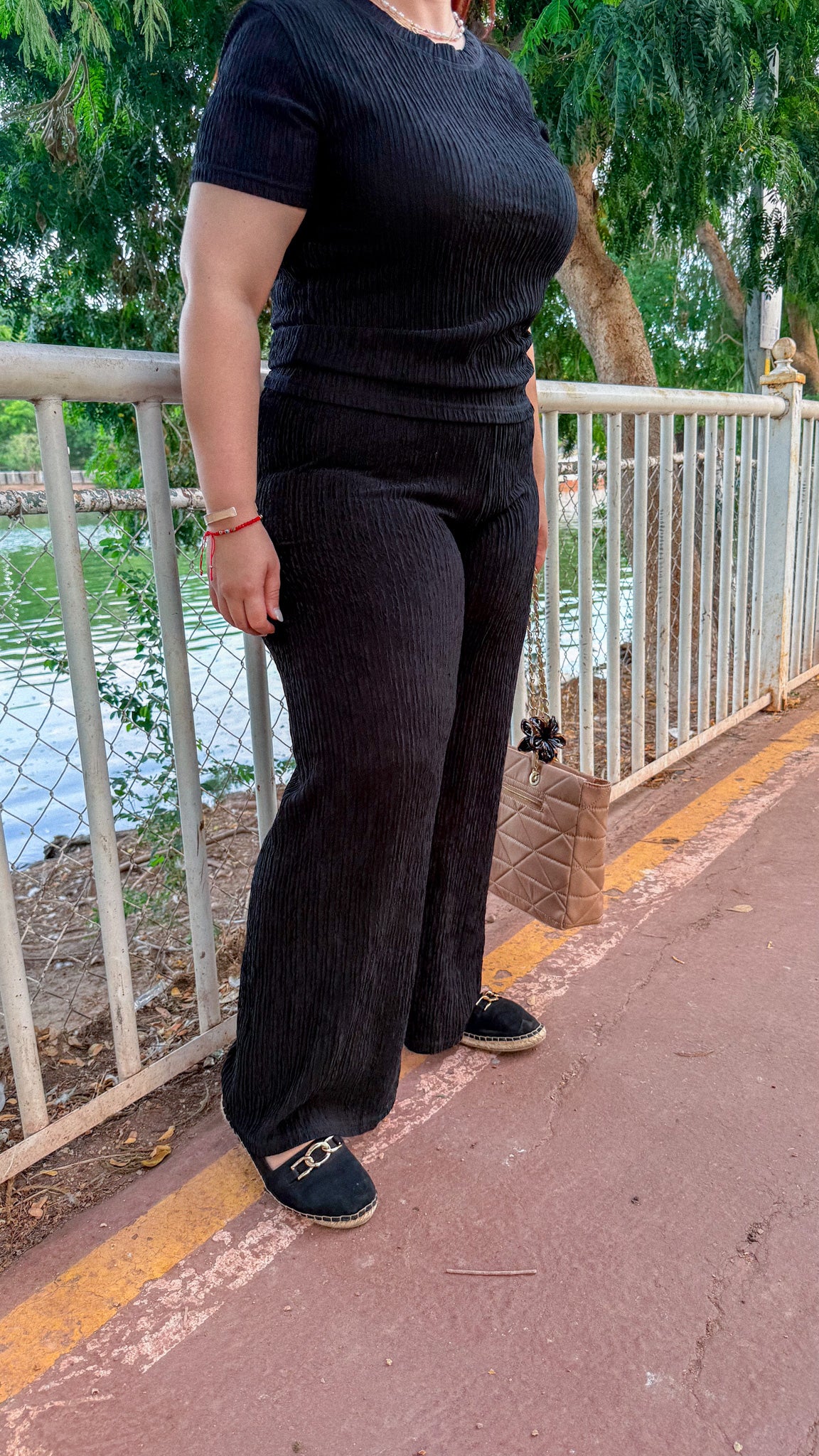 Conjunto textura negro