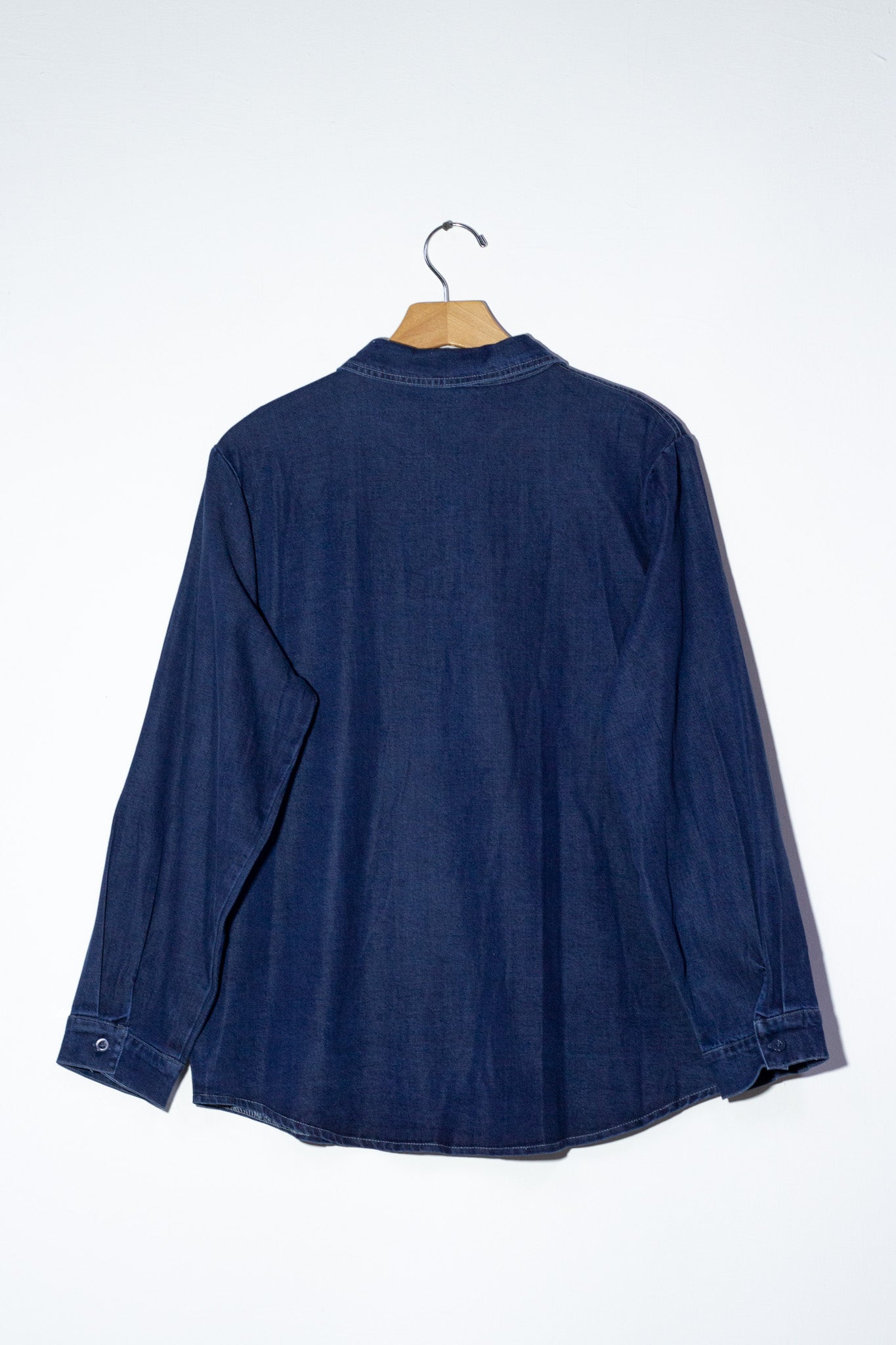 Camisa denim con botones osc